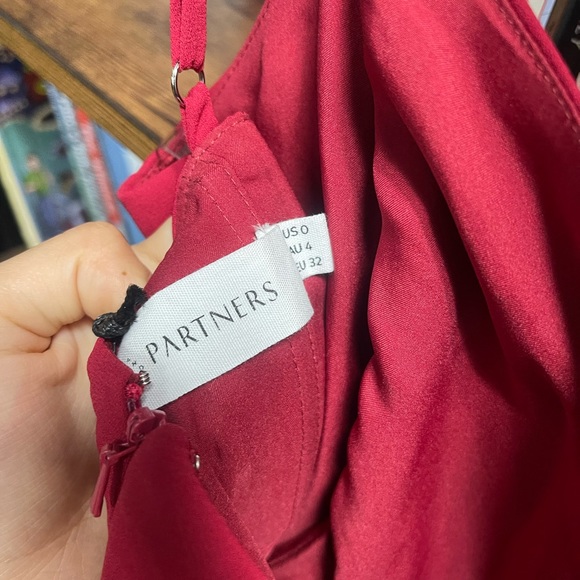 Fame and Partners dress- red slip with bow tie - Picture 5 of 6